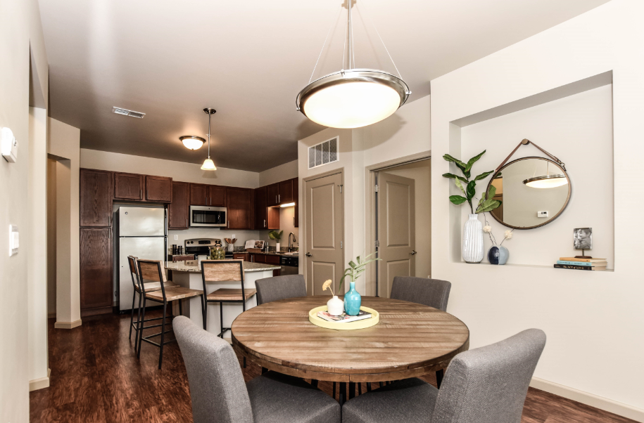 The Residences at the Streets of St Charles Image 15