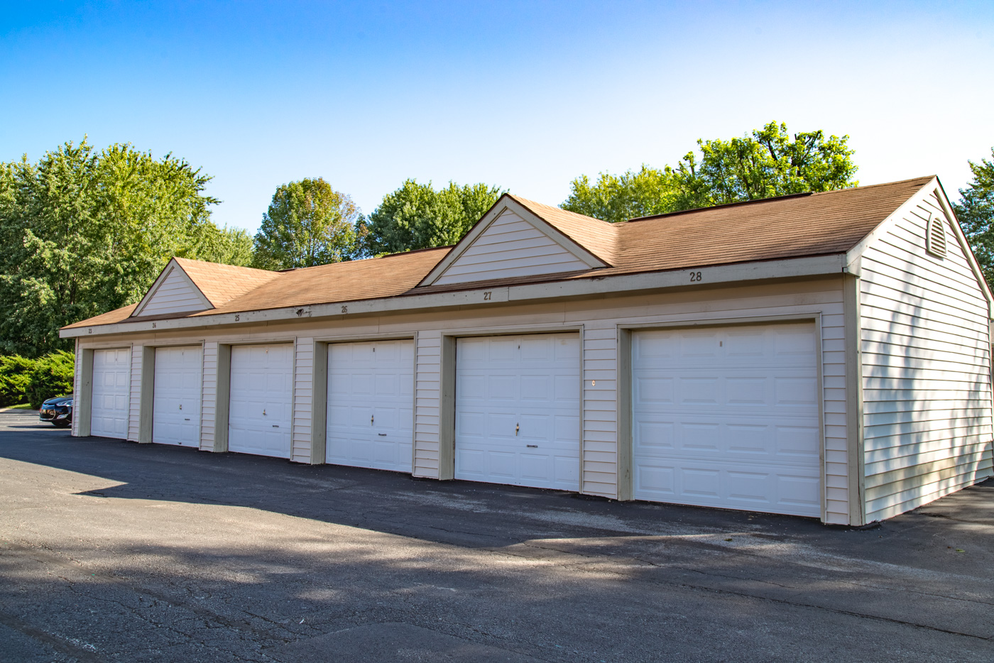 Private Parking Garages Available*