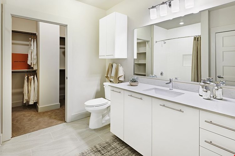 Camden McGowen Station Image 6