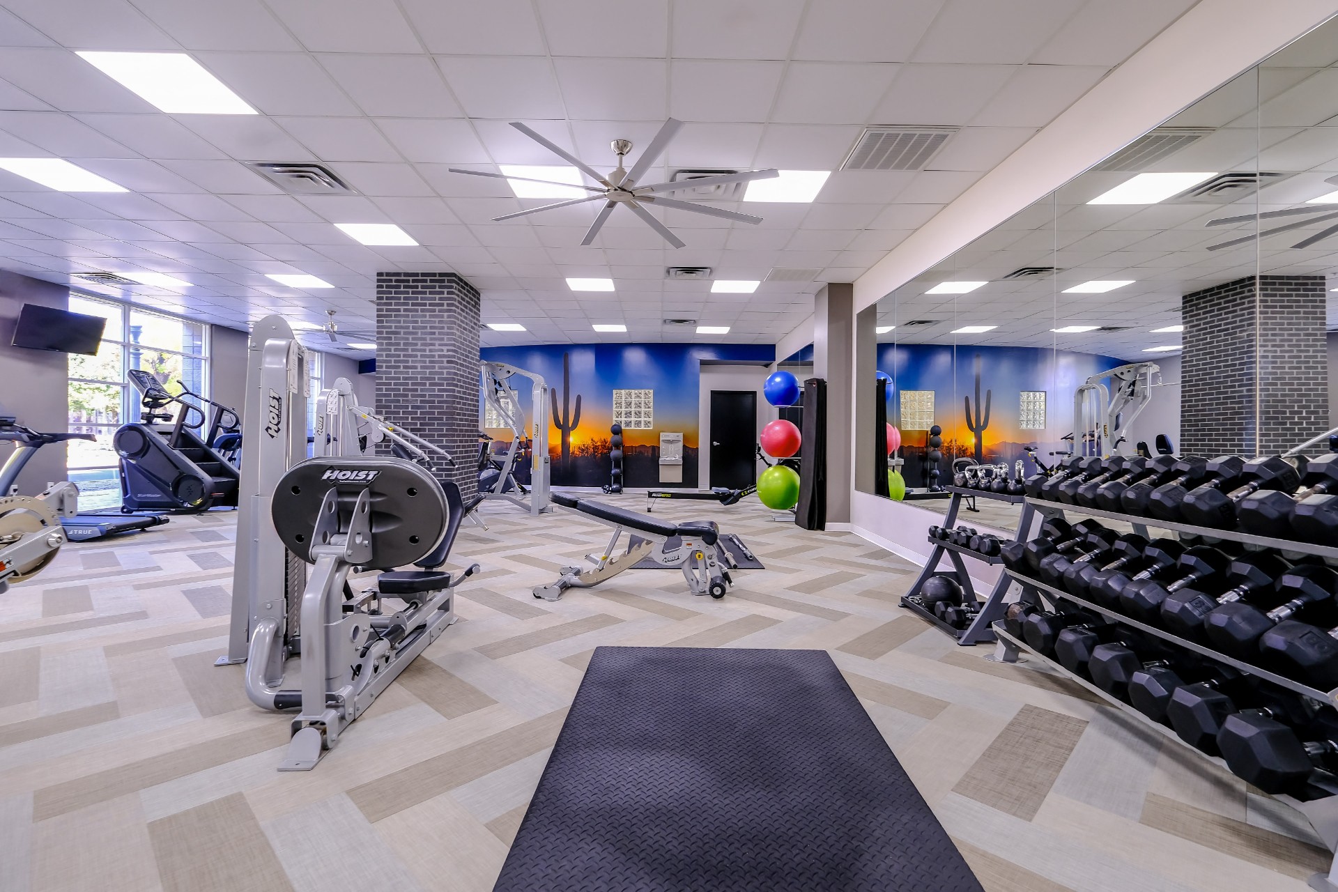 Roosevelt Square Image 17