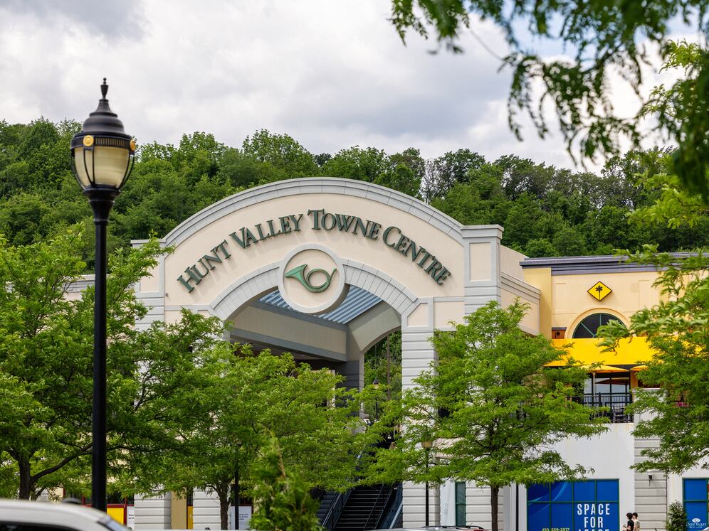 Located in Hunt Valley Towne Centre with retail and a variety of restaurants and fast casual dining