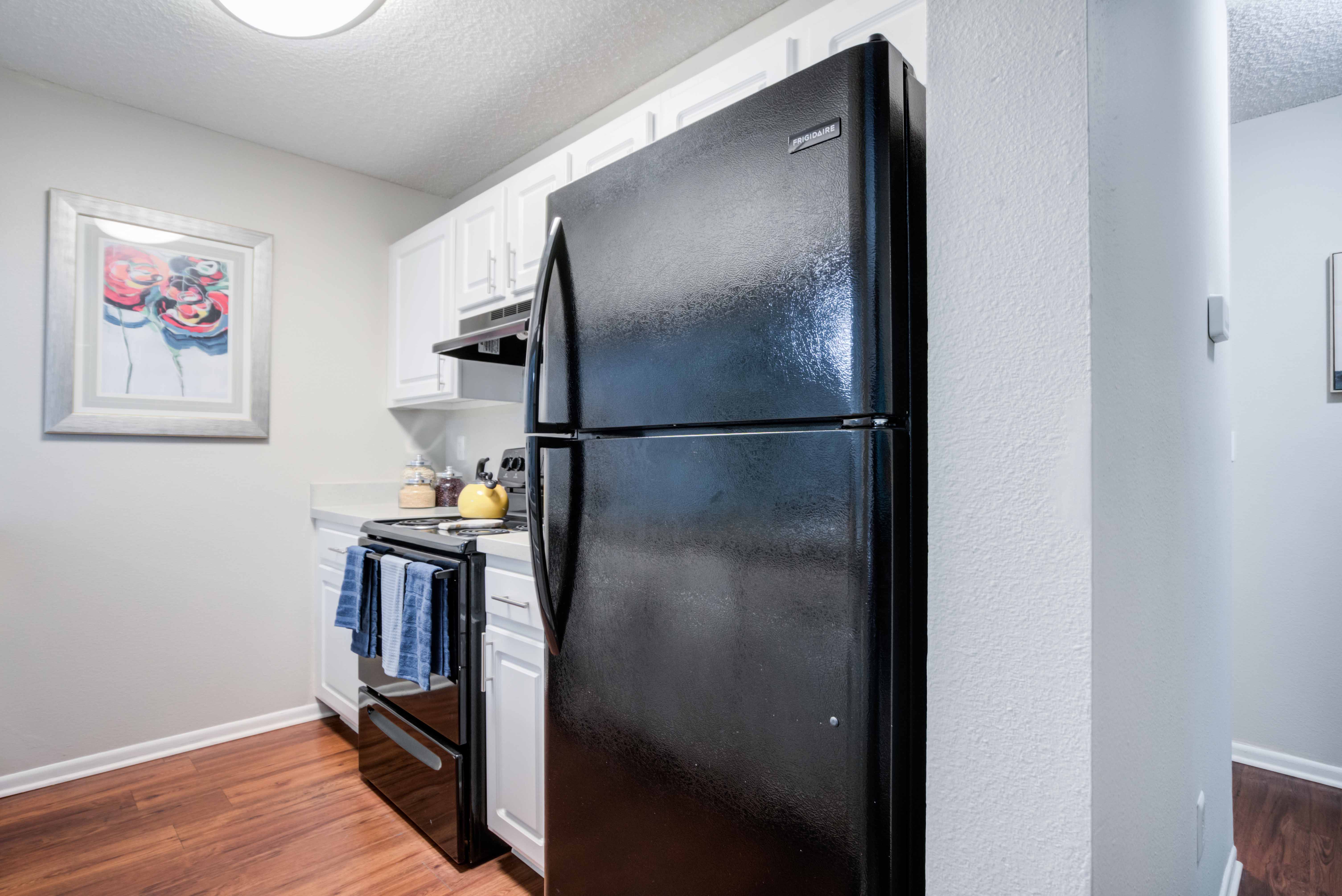 Coral Club Apartment Homes Image 3