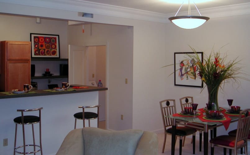 Sixth and Race Image 7