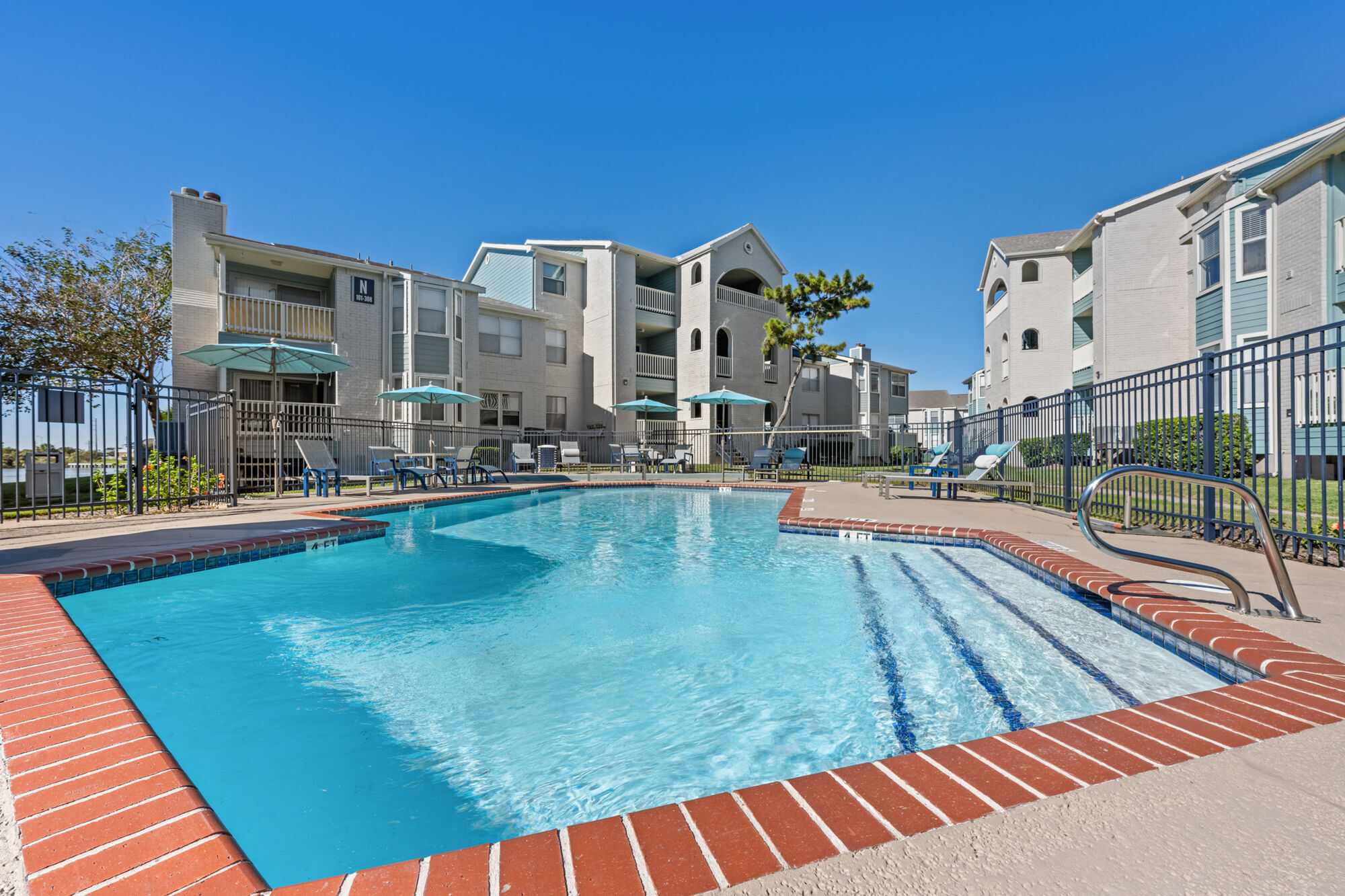 Lakeside at Campeche Image 271