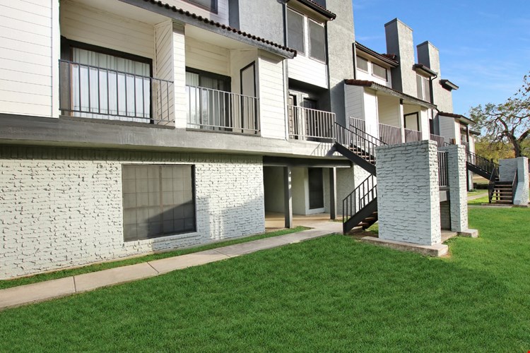 Fiona Apartment Homes Image 17