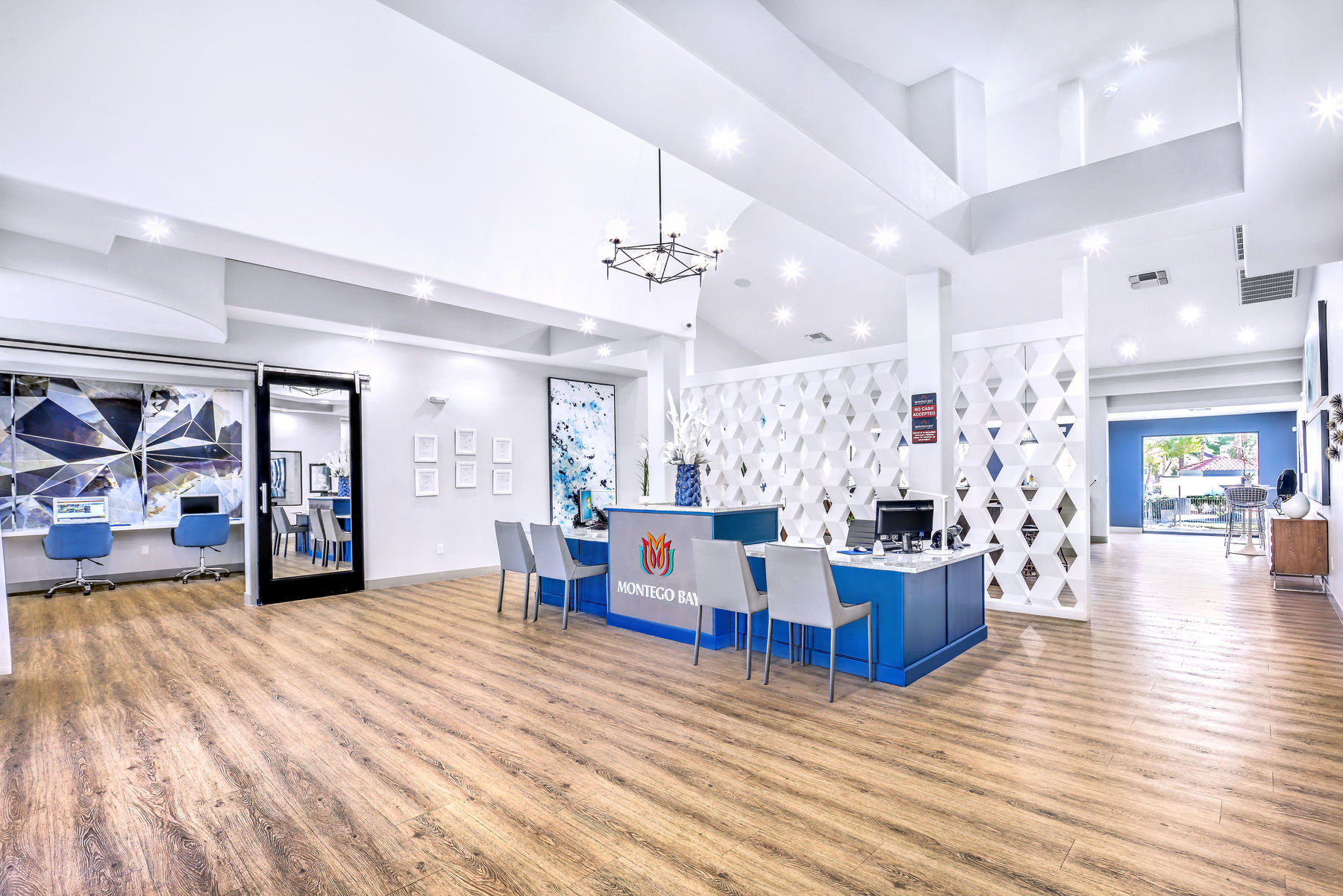 Montego Bay Apartments Image 9