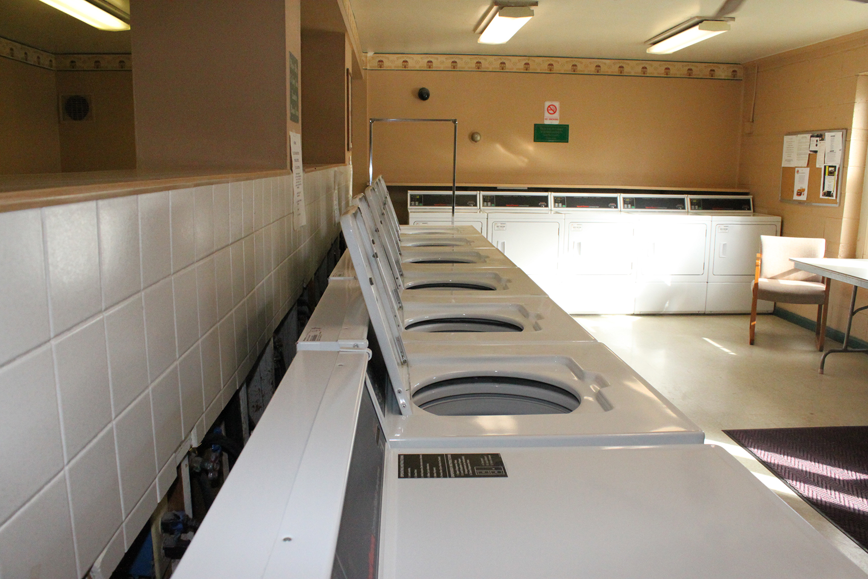 Laundry Center