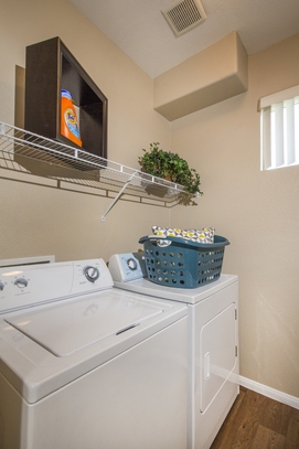 Gables Oak Creek Image 16