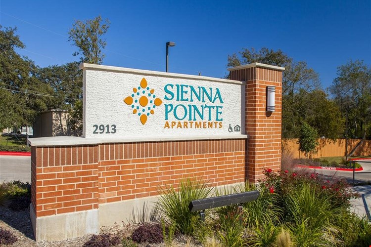 Sienna Pointe Image 1