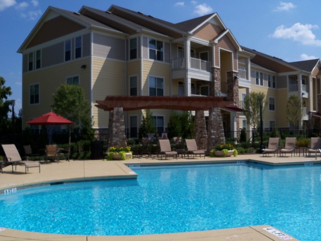 Grove at Waterford Crossing Image 16