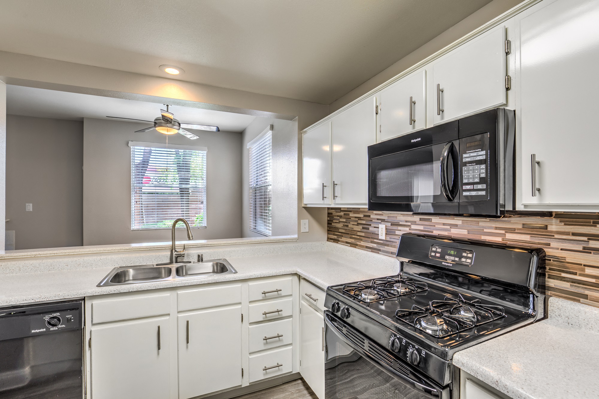 Madison at Black Mountain Image 1