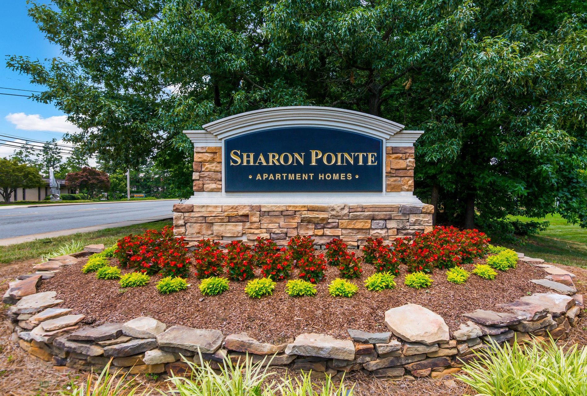Sharon Pointe Image 1