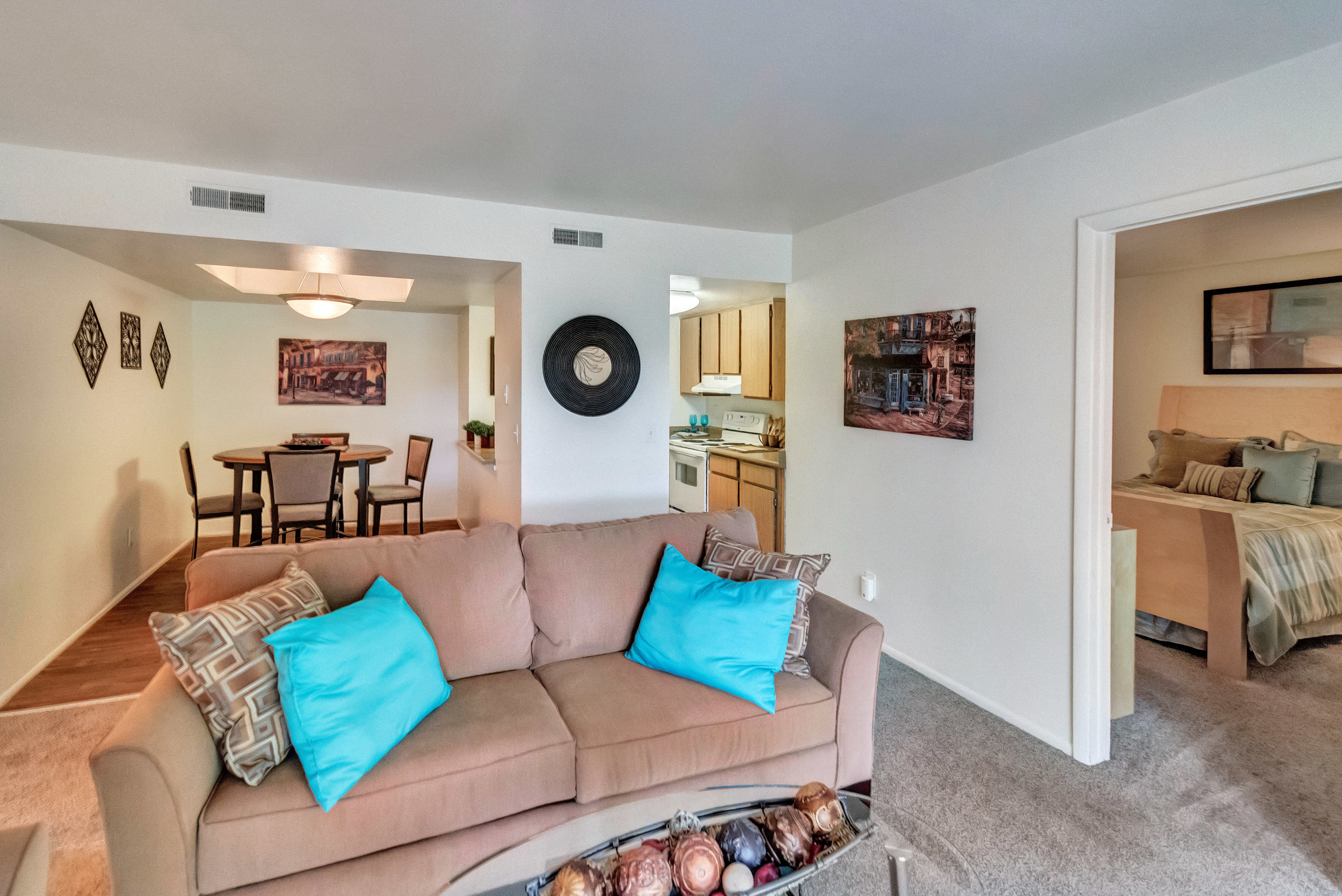 Seasons at Pebble Creek Apartment Homes Image 13