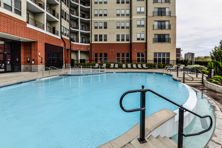 The Residences at the Streets of St Charles Image 2