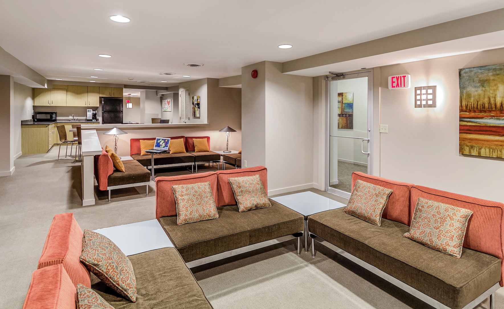 Twin Towers Image 26