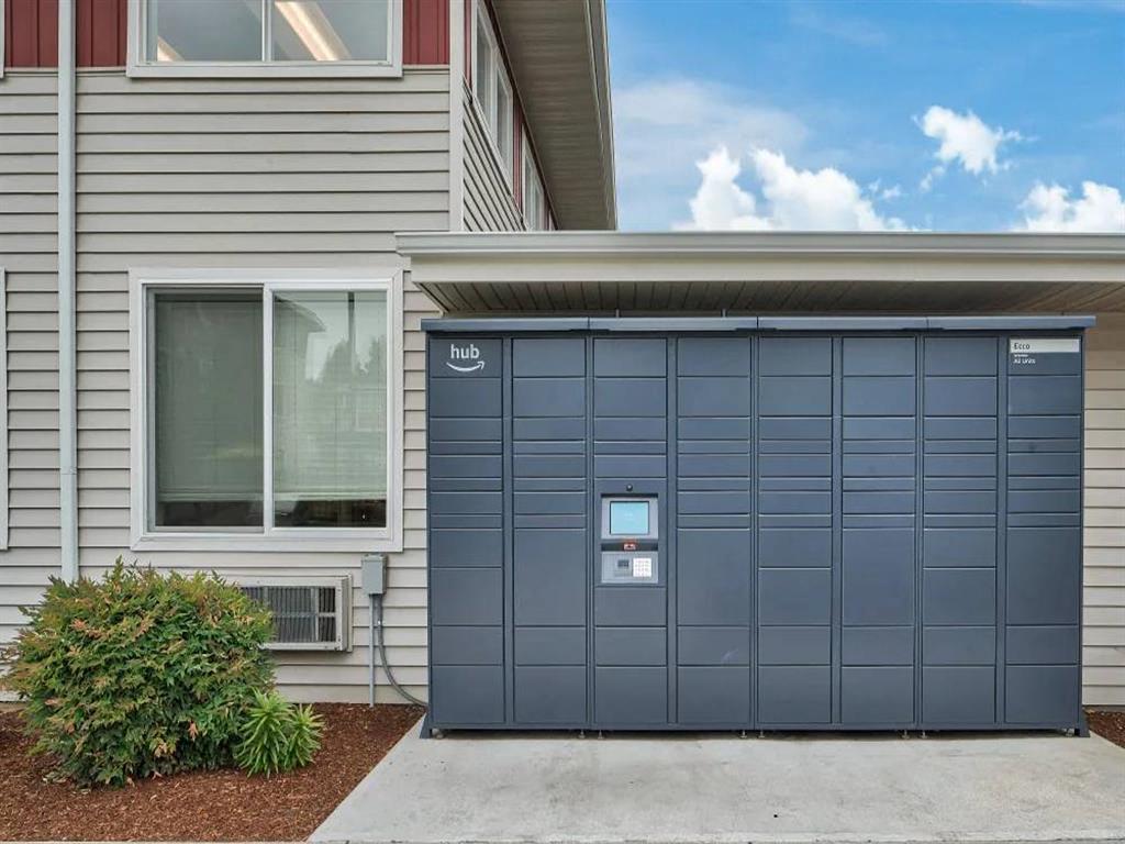 Ecco Apartments Image 21