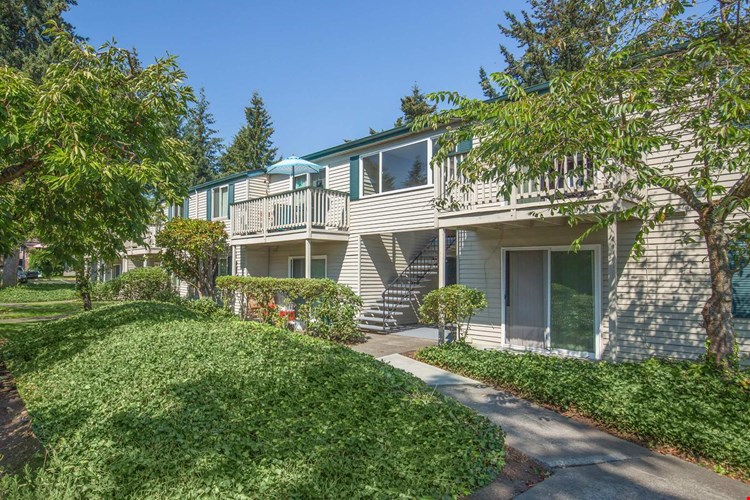 Celebration Park Apartments Image 2