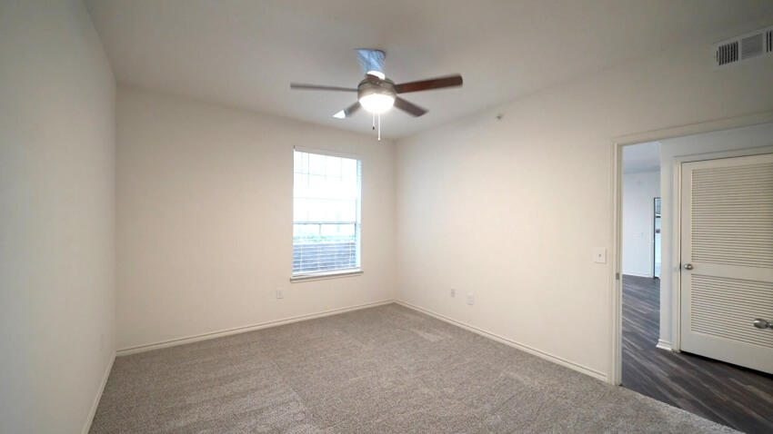 Verandah at Lake Pointe Image 7