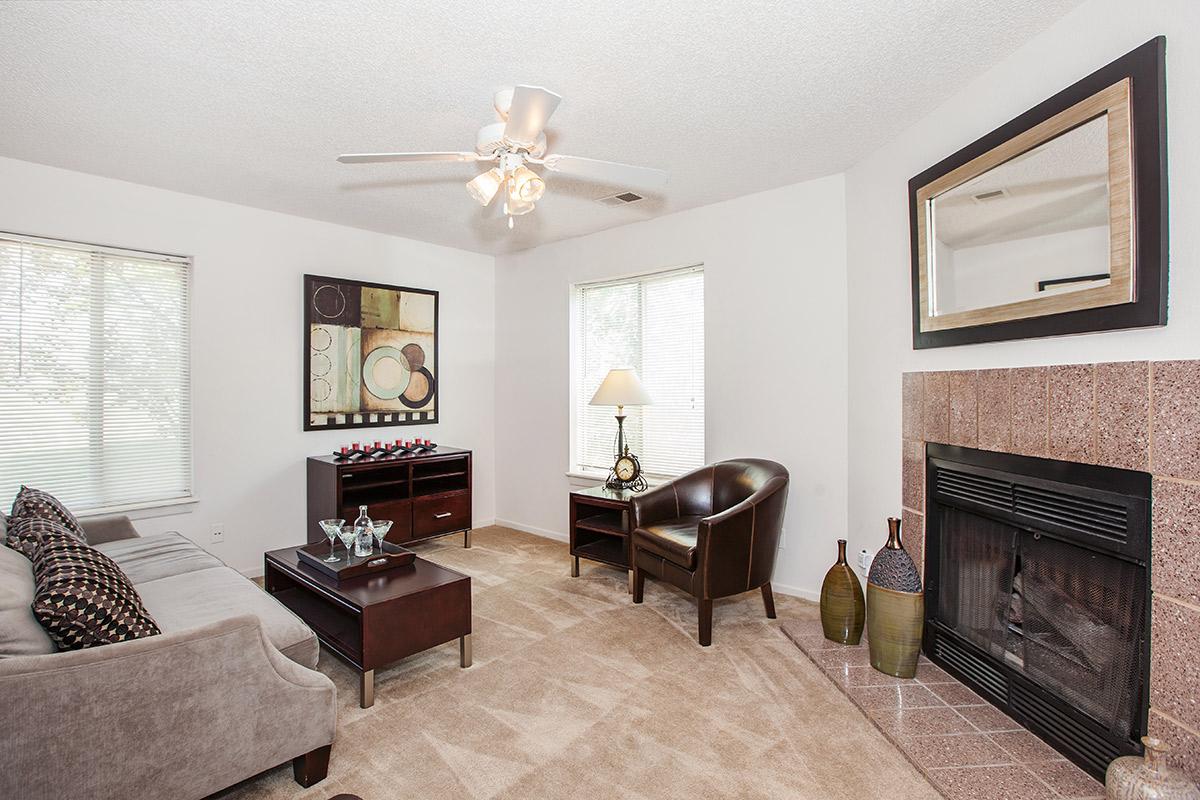 Deerfield Apartments Image 7