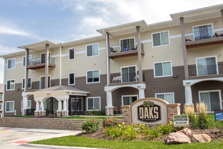 The Oaks at Lakeview Image 1