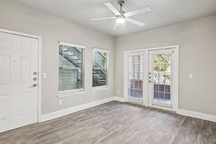 Larkin Apartment Homes Image 87