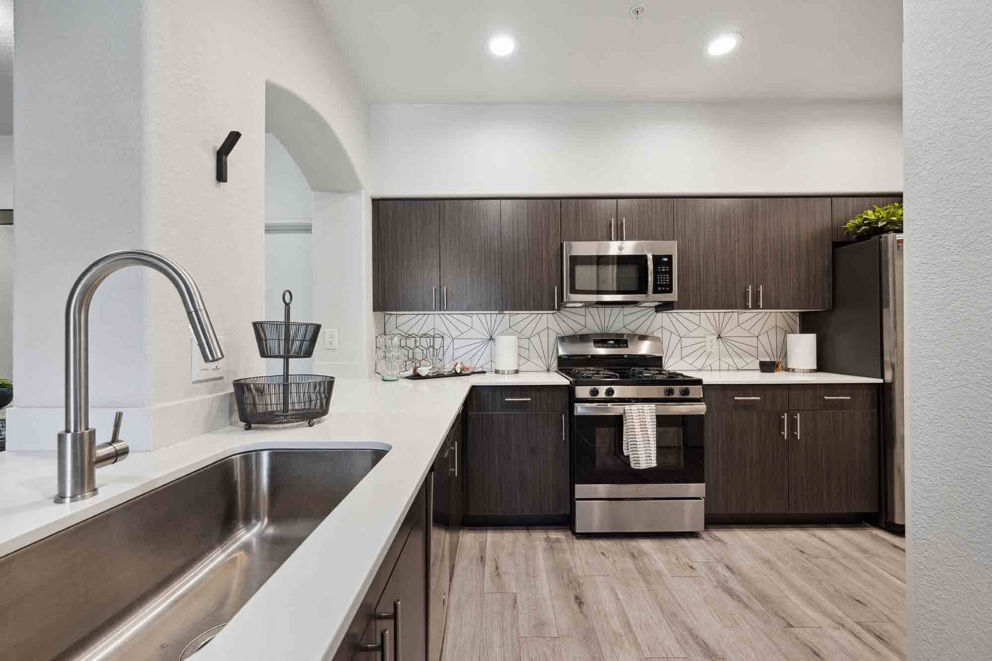 Zone Luxe, Glendale, AZ, Kitchen