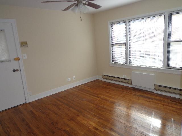 871-77 W. Lill Image 3