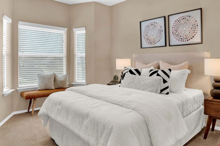 Villas Of Preston Creek Image 10