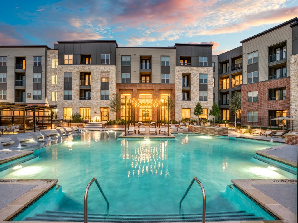 Aura Southgate Apartments Image 14