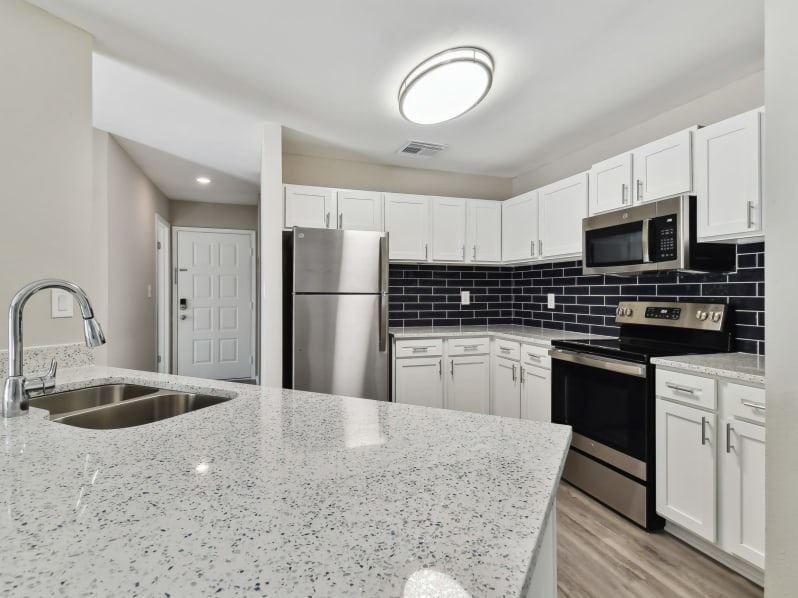 Mode at Ballast Point Image 7