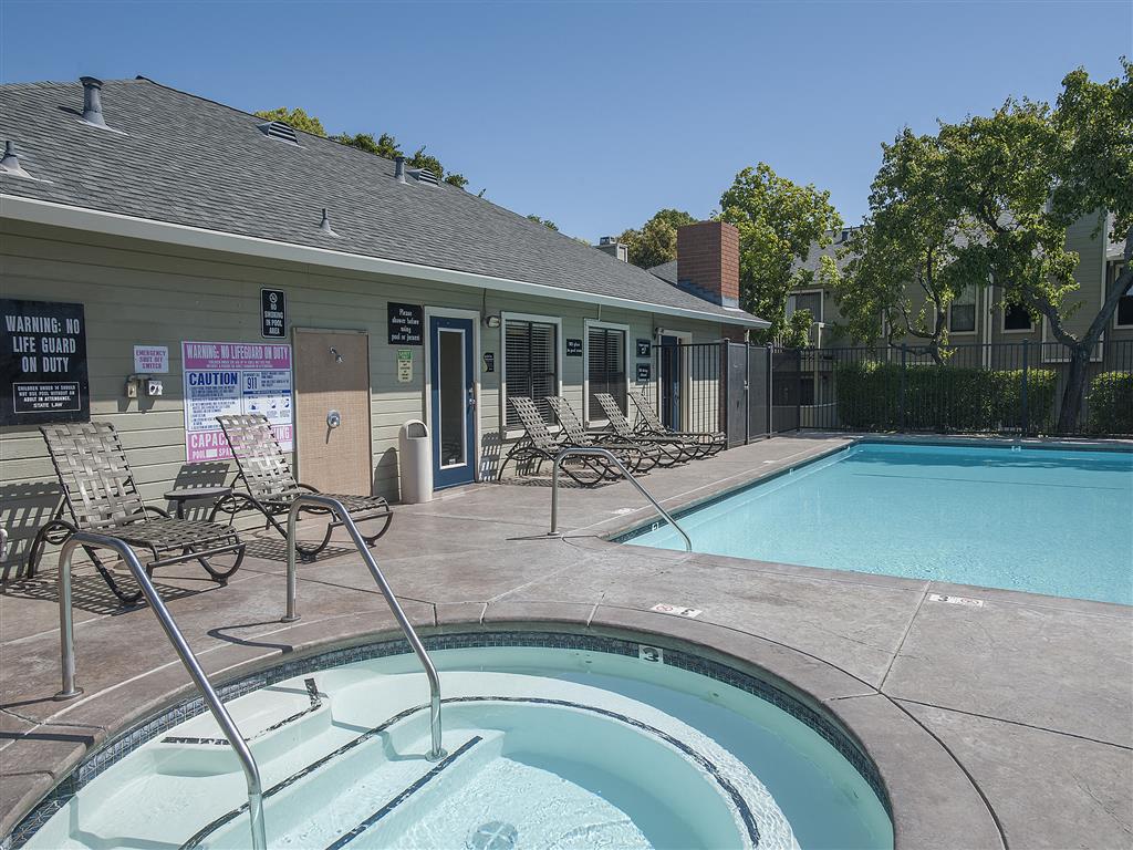 Sandpiper Village Apartment Homes Image 13