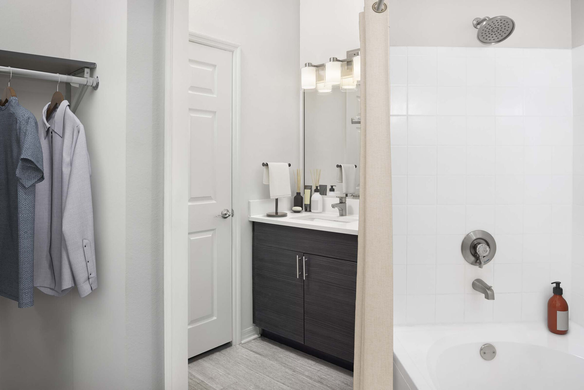 Camden Lee Vista Image 5