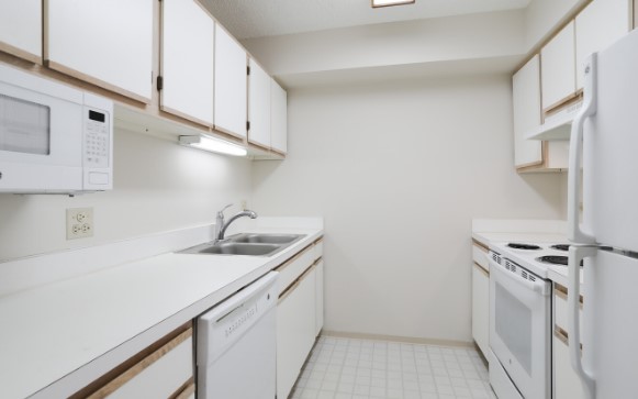 Elmhurst Place Image 4