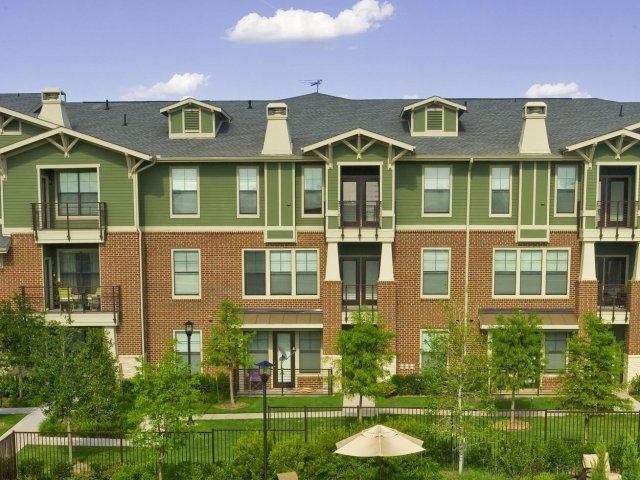 luxury apartments fort worth