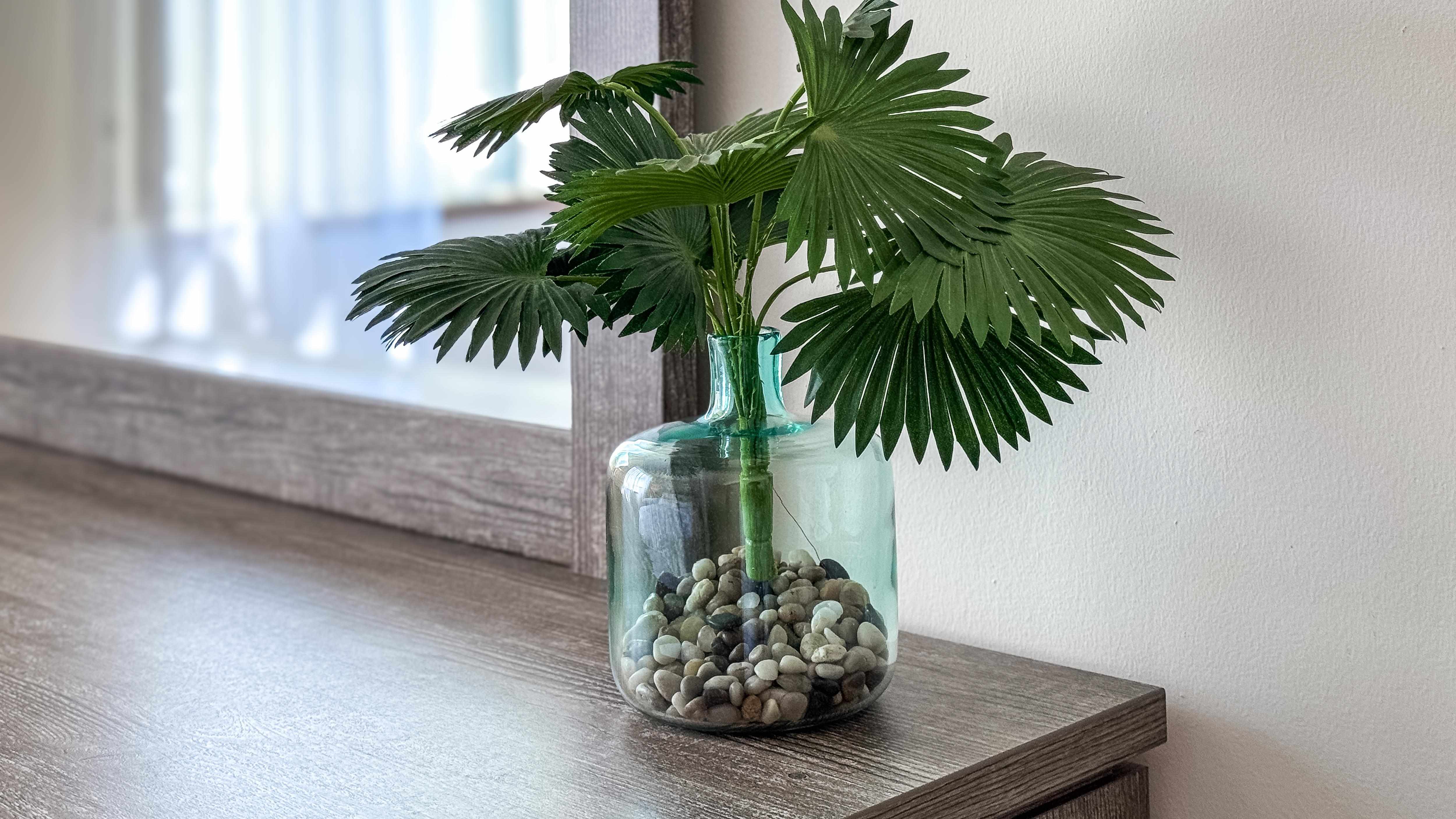 Cozy and pet-friendly apartment home at Woodland Villa in Westland, MI