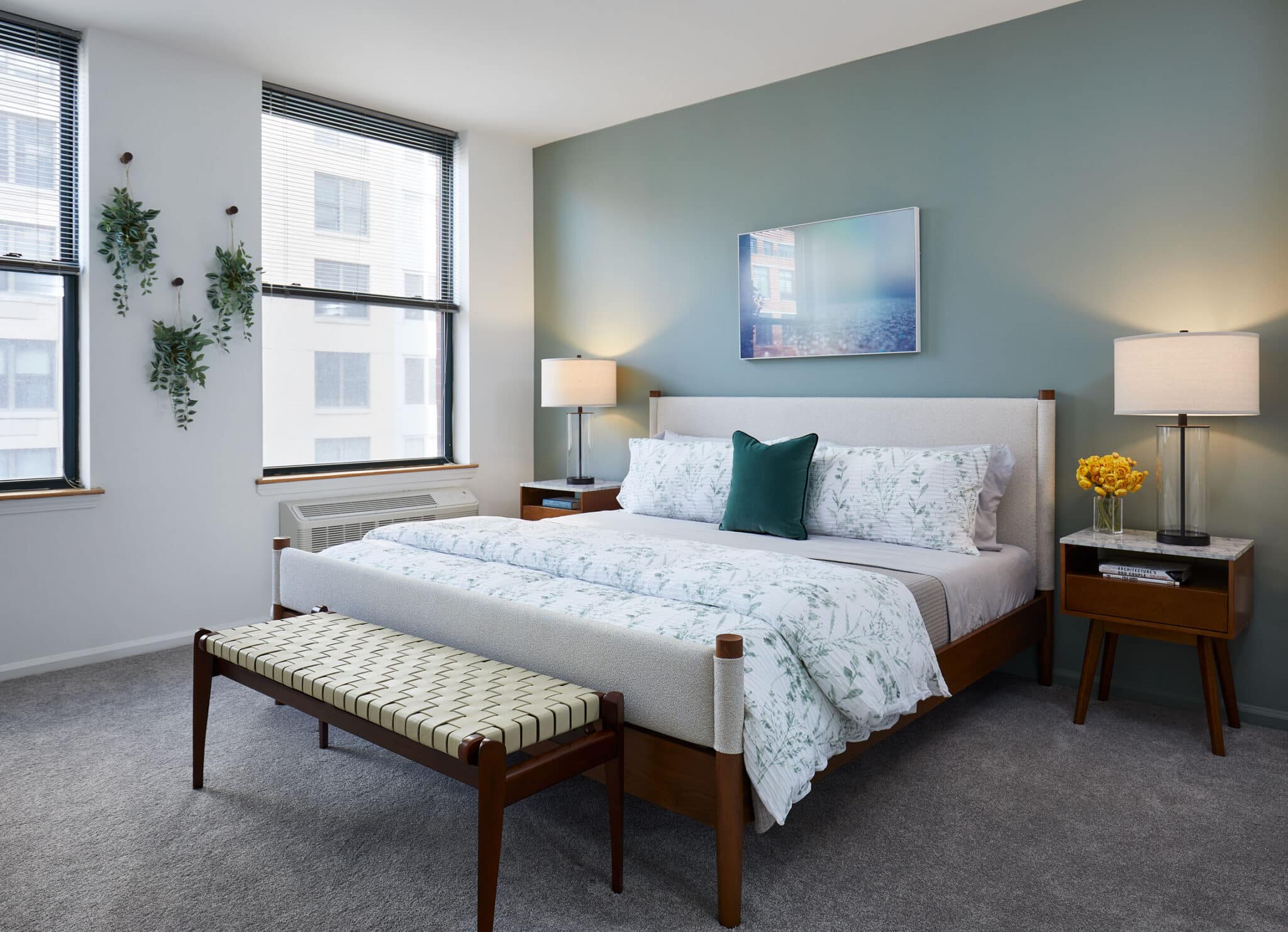 The Vanguard   Image 9