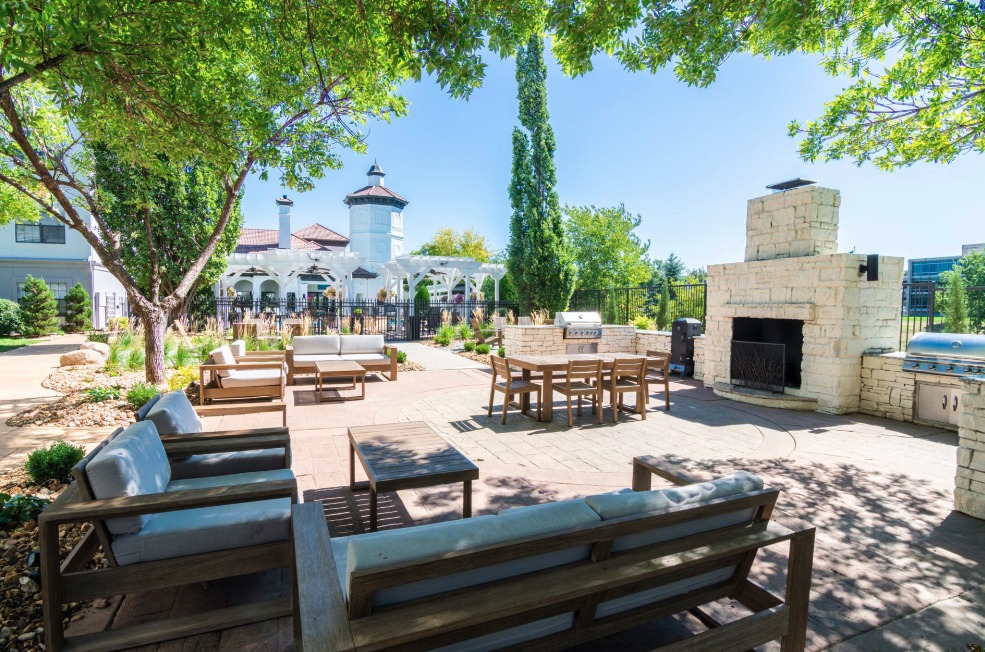 Fountain View on the Plaza Image 2