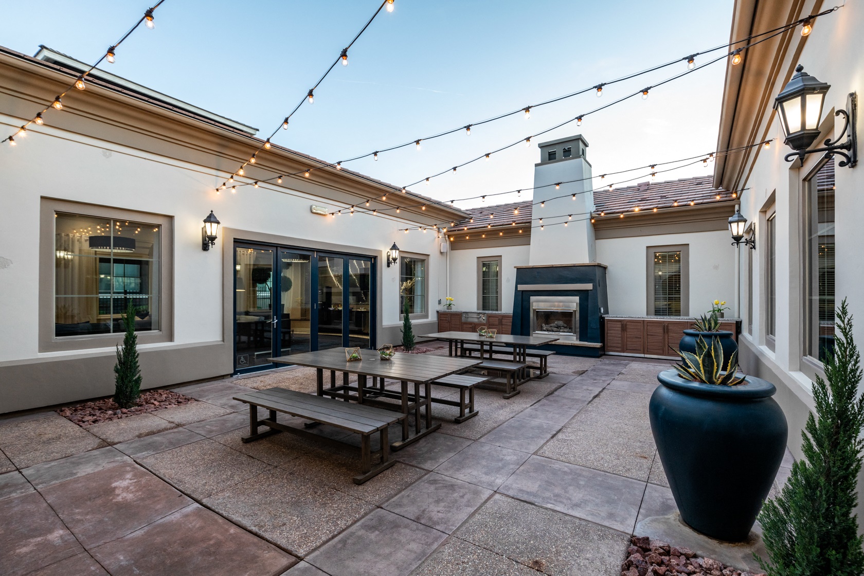 Mountain Gate Image 9