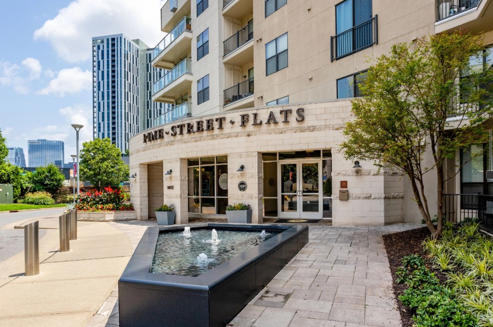 Pine Street Flats Image 1