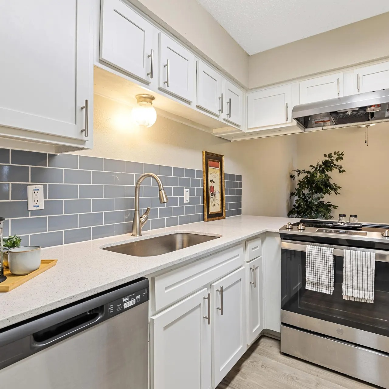 Clayton Pointe Image 11