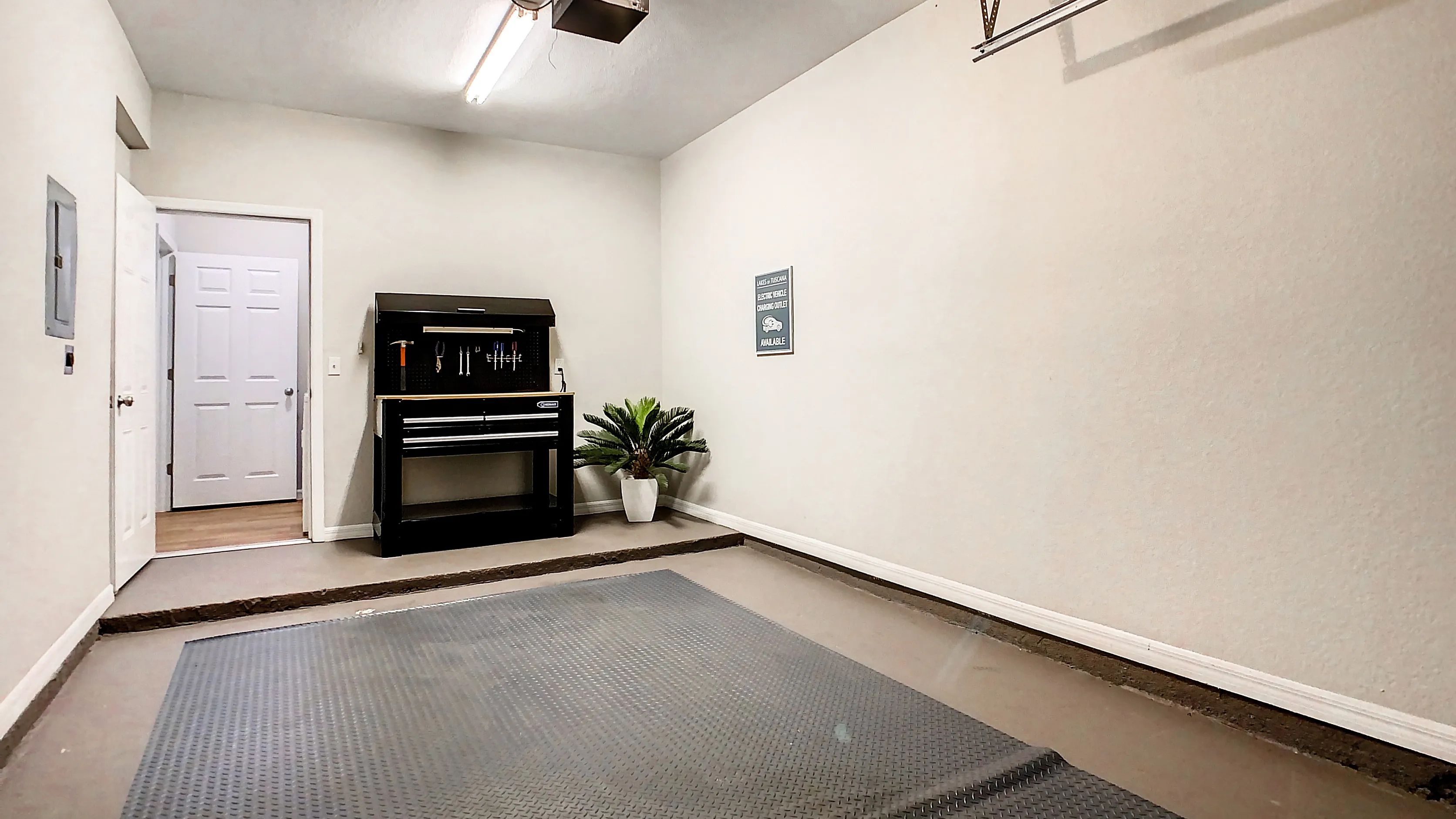 Lakes of Tuscana features several floor plans with direct-access garages. Rentable detached garages are also available. Ask about our EV chargers!