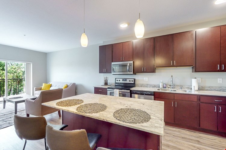 The Liberty Apartments & Townhomes Image 9