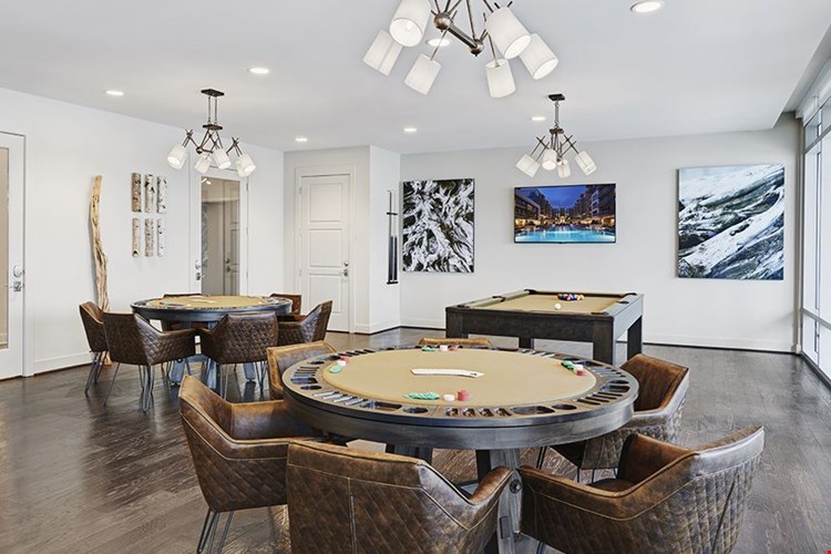 Camden McGowen Station Image 26