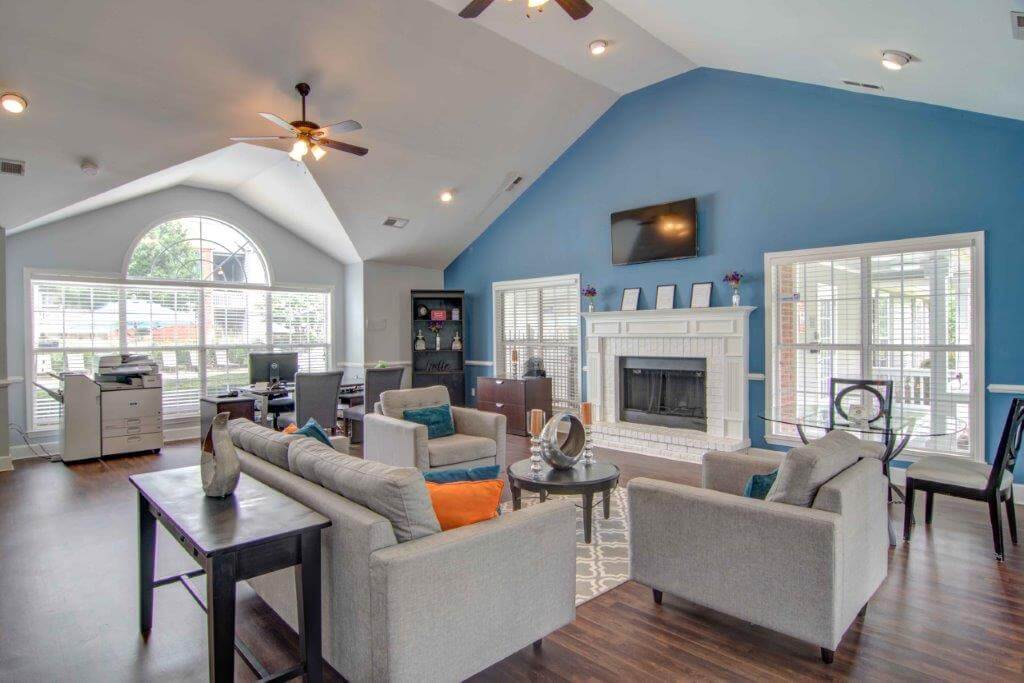 Park at Tara Lake Image 4