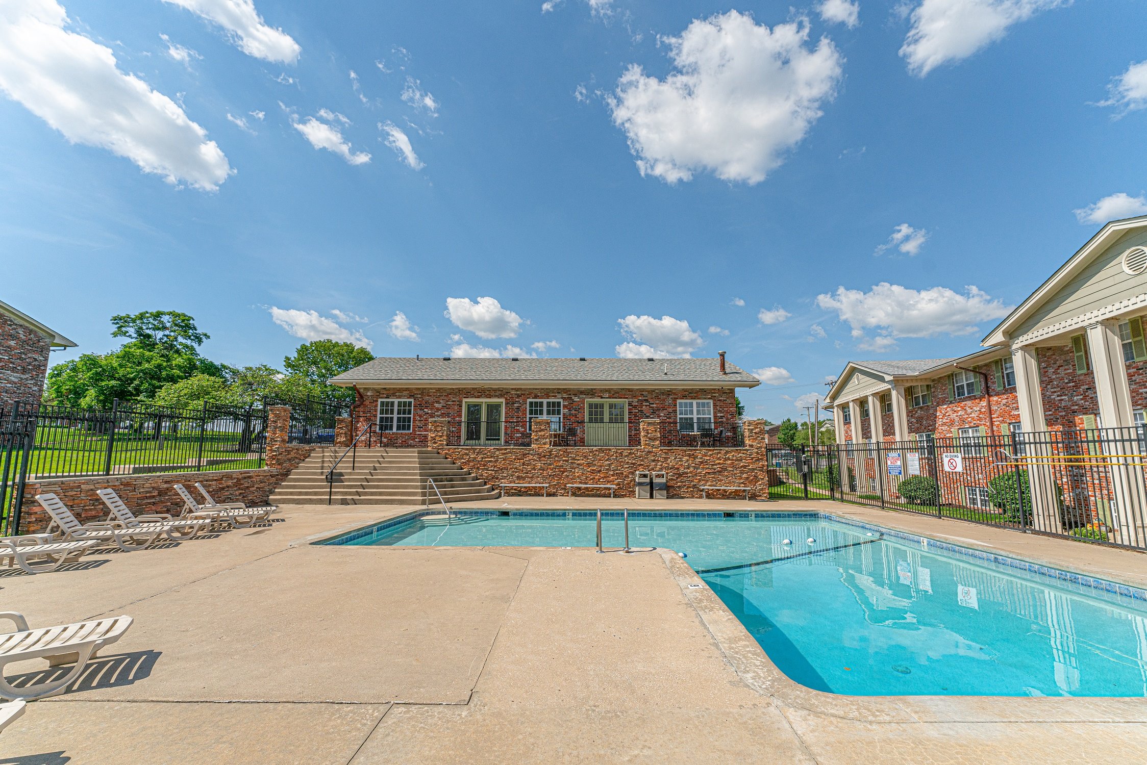 Columbia Crossing Image 10