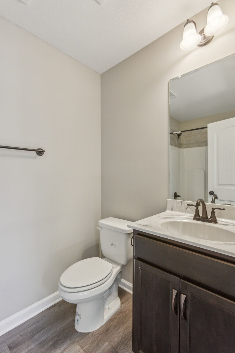 Center Pointe Townhomes Image 25