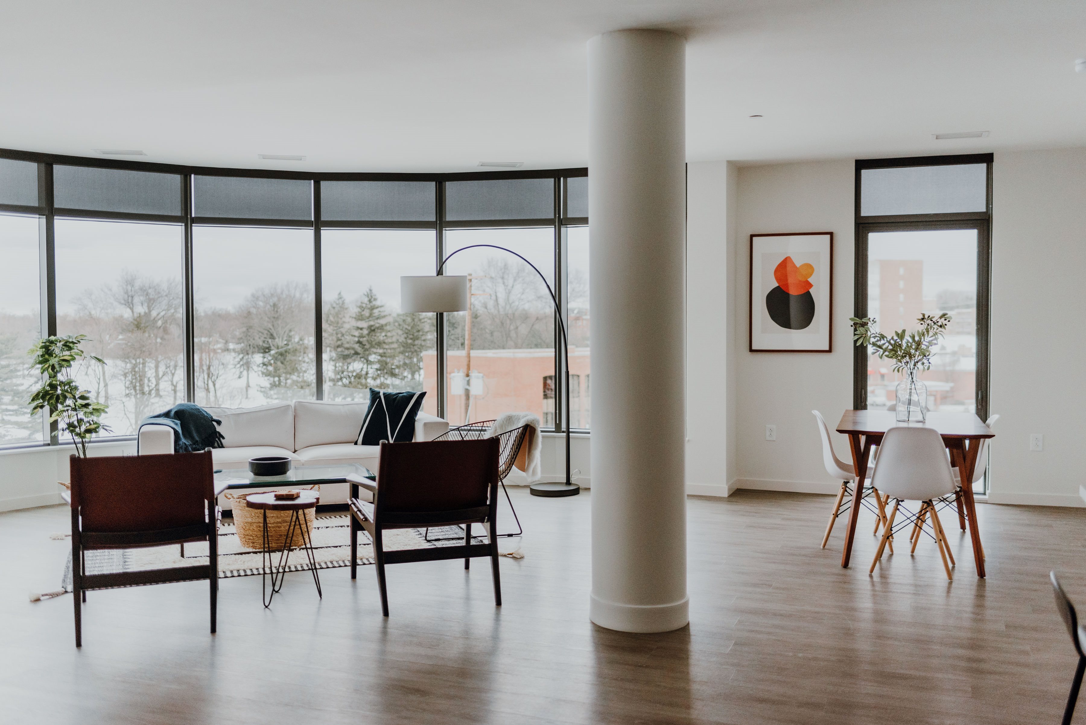 Upstairs at Van Aken Image 4