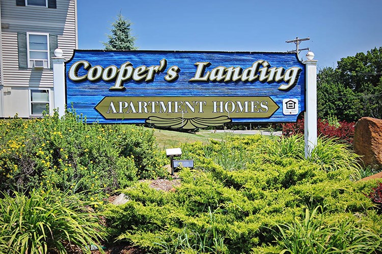 Coopers Landing Apartments Image 1