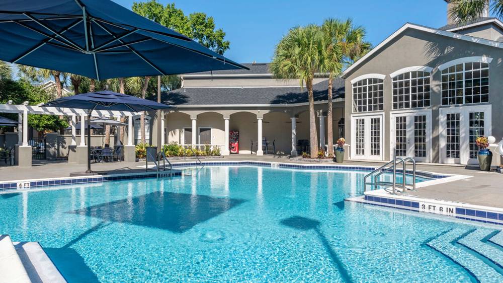 The Summit at Metrowest Image 1