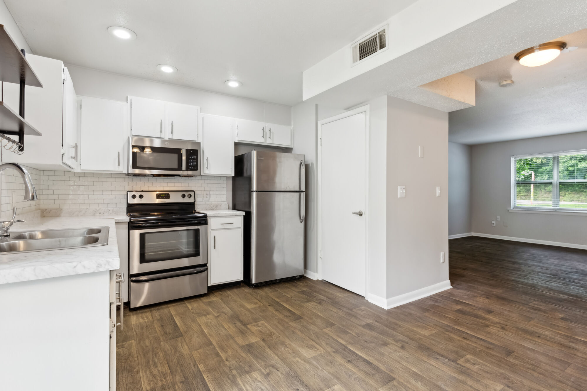 Northshore Village Image 11